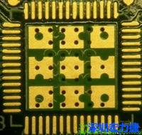 这也是不好的通孔设计，但部份通孔已经用绿漆(mask)盖上，但仍有部份通孔未塞孔。 