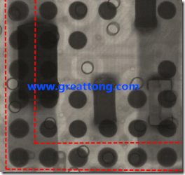 BGA锡球尺寸小于0.4mm，采用降低BGA内围袭球的锡膏量所得到X-Ray，稍微留意一下可以发现最外圈的锡量(圆的直径)比其他内围的锡球上的锡量来得多一点点。也就是外圈的黑色圆形直径比内圈的圆形来得大一点点。