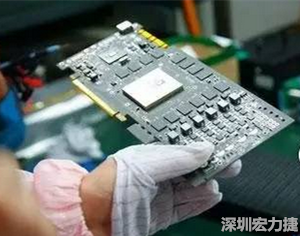 在当前的产业链整合和协同发展创新的战略转型期,PCB高密度化和PCB新功能化和智能化,轻、薄、细、小的发展带来的产品散热、精密布局、封装设计等也为上游CCL产业的创新提出了更为严苛的要求。