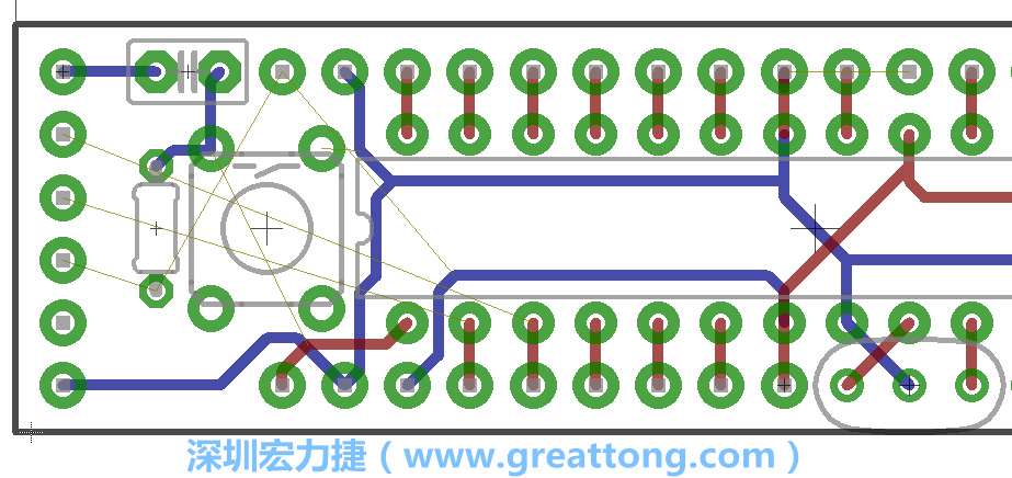 4.1. 把剩下的元件移动到电路板工作区上。