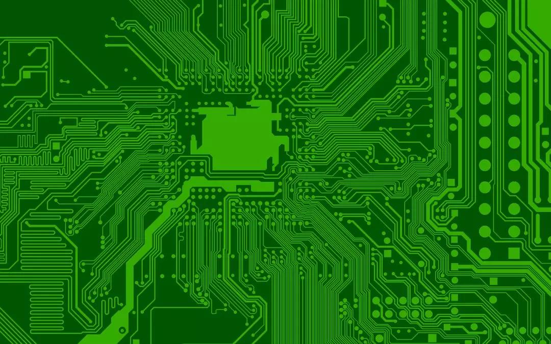 老前辈们经常使用混合方法来布线—用手工进行关键布线，固定它们的位置，然后以自动布线器处理非关键走线；